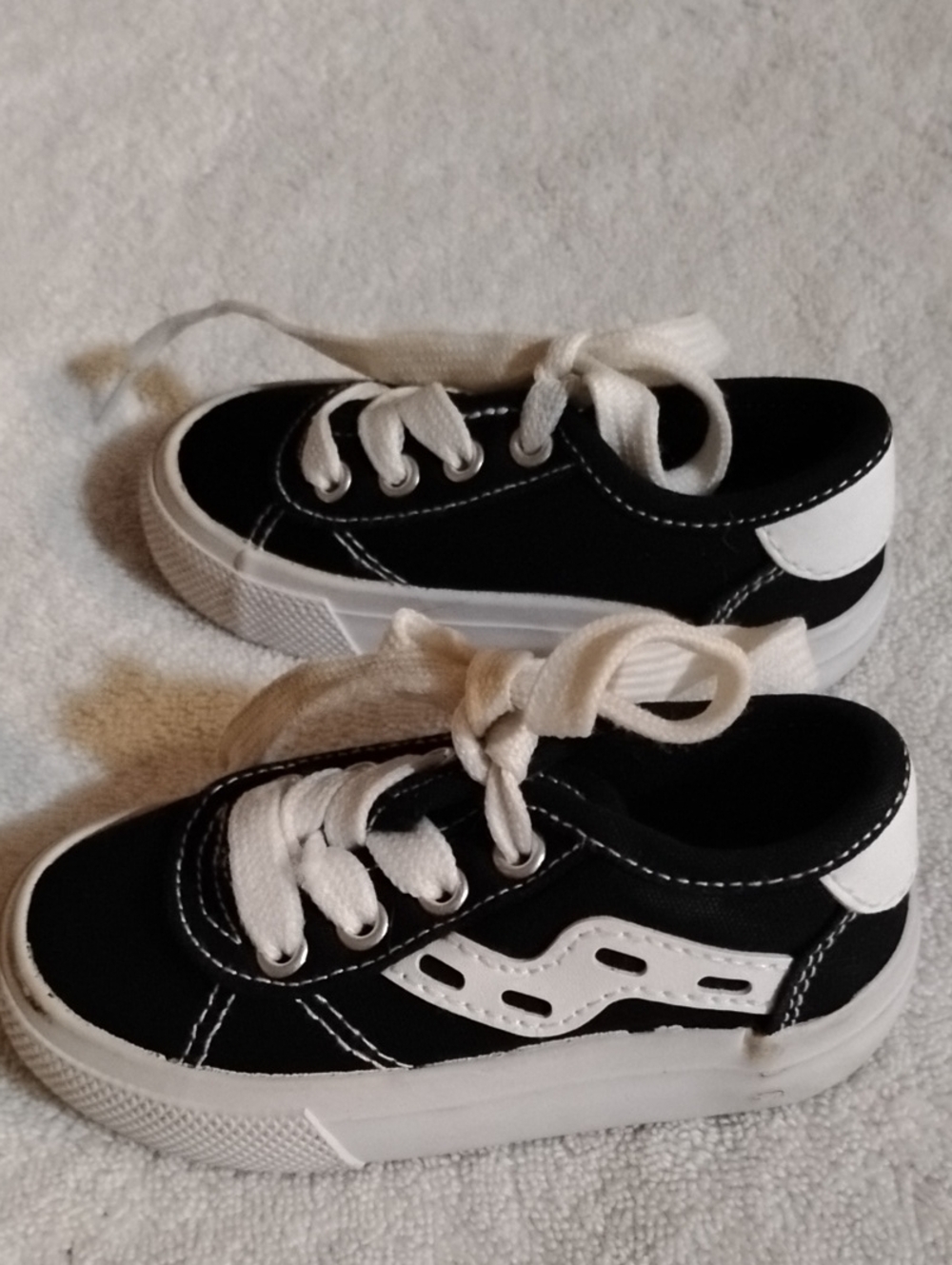 US Sport toddler shoes Size 5